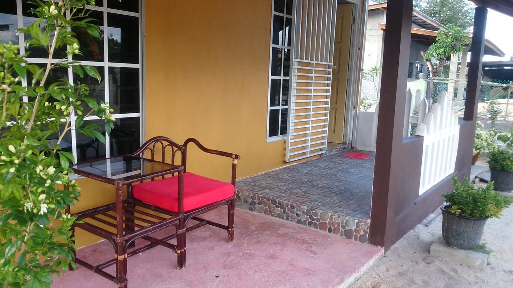 Arina'S Homestay Kampung Kuala Besut Eksteriør billede